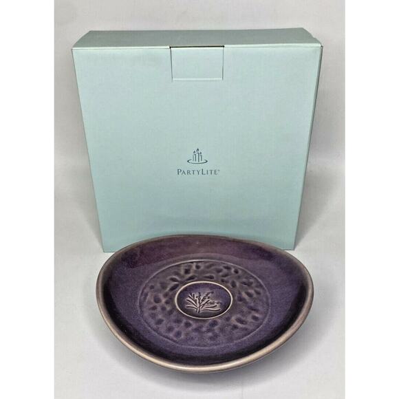 PartyLite Unwind Pillar Holder Retire NIB P15D/P8576 - Picture 1 of 2